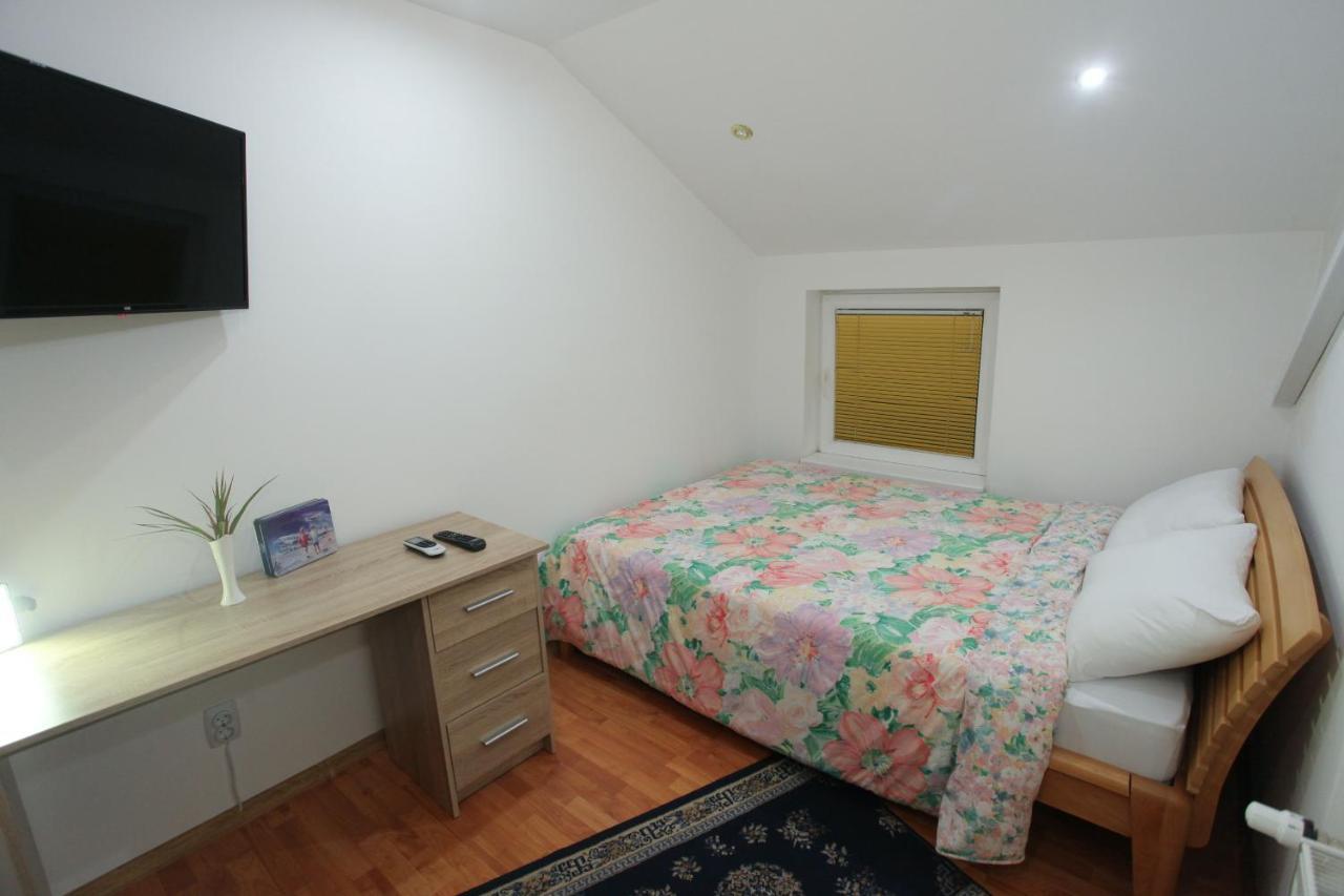 Apartman Carpe Diem 2 Zajecar Luaran gambar